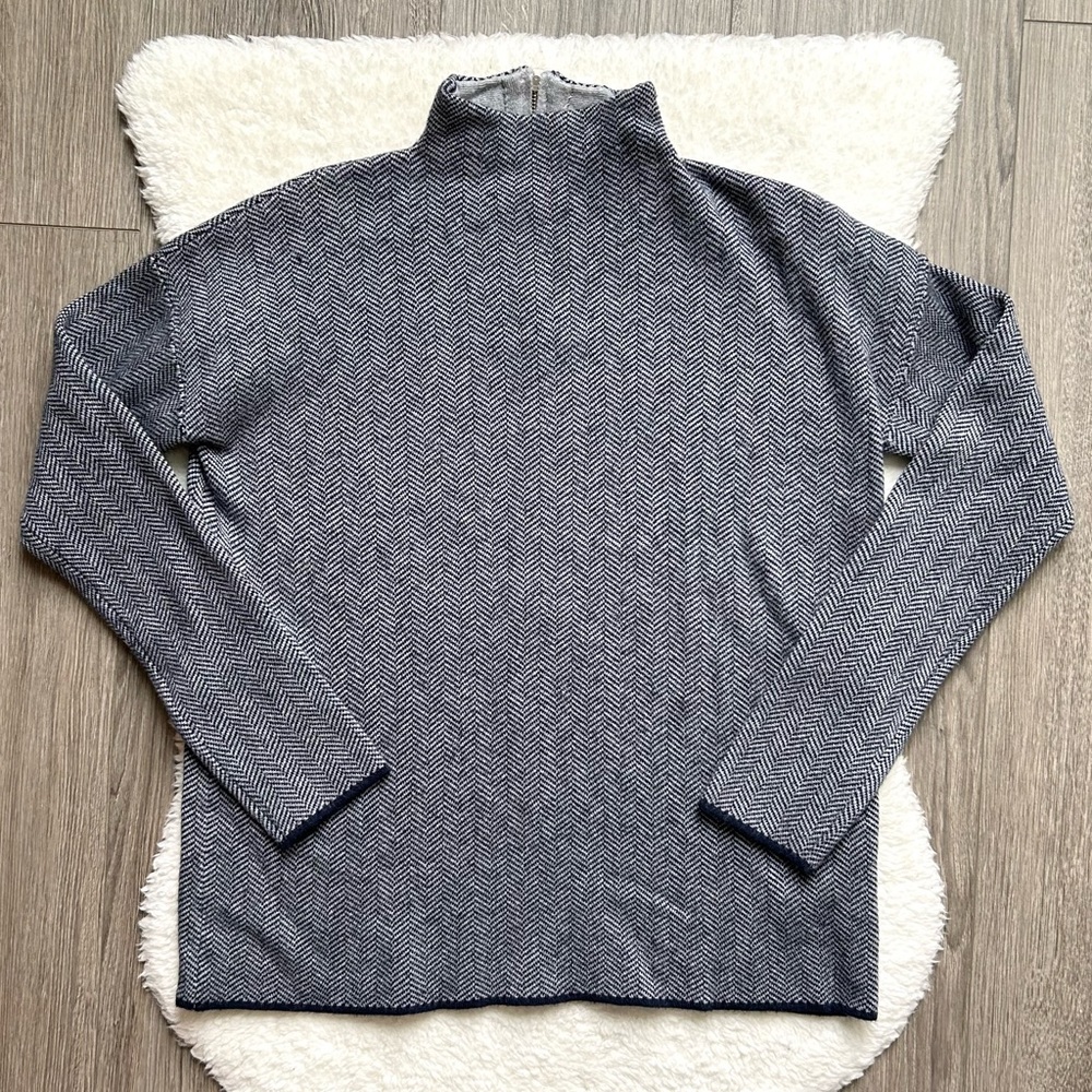 Christian Siriano Navy Gray Herringbone Mockneck Sweater
